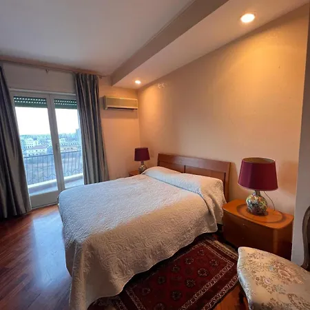 Garbatella Terrace * روما