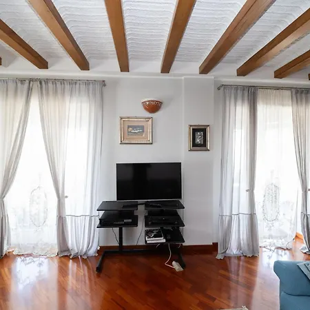 Garbatella Terrace Apartament